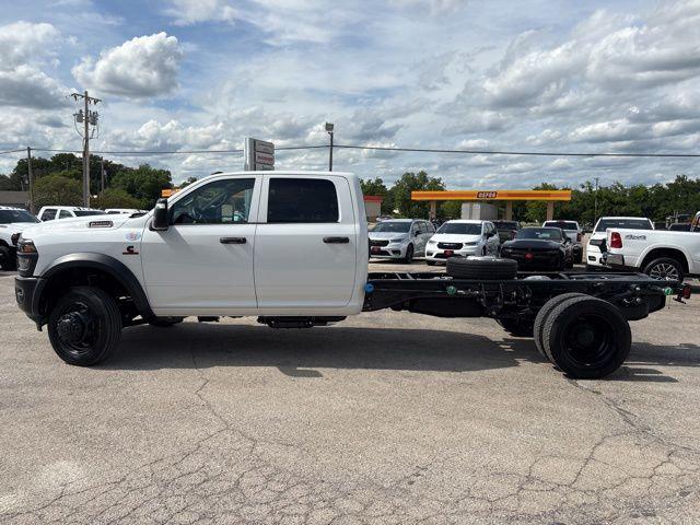 2026 RAM Ram 5500 Chassis Cab RAM 5500 TRADESMAN CHASSIS CREW CAB 4X4 84 CA