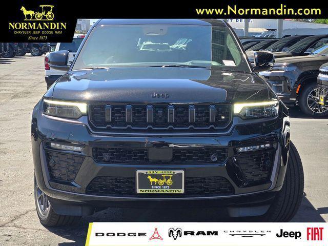 2026 Jeep Grand Cherokee GRAND CHEROKEE L SUMMIT 4X4