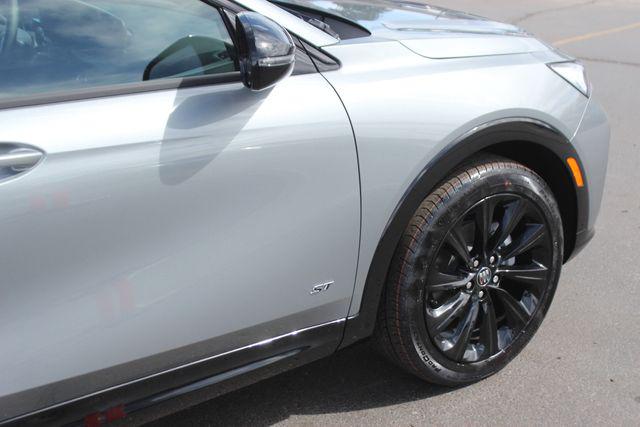 2026 Buick NV Sport Touring FWD