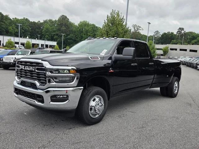 2026 RAM Ram 3500 RAM 3500 TRADESMAN CREW CAB 4X4 8 BOX