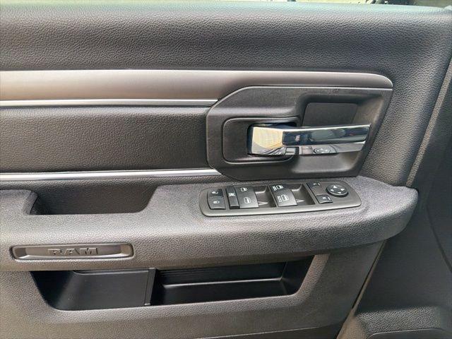 2022 Ram 1500 Classic Warlock Quad Cab 4x4 6'4" Box
