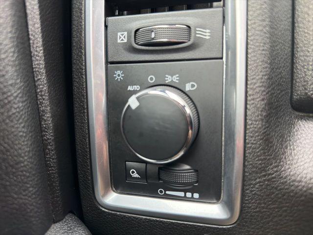 2022 Ram 1500 Classic Warlock Quad Cab 4x4 6'4" Box