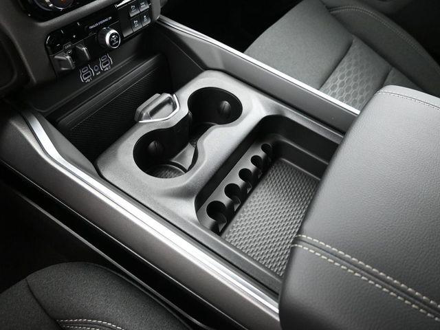 2026 Ram 1500 Express Crew Cab 4x4 57 Box