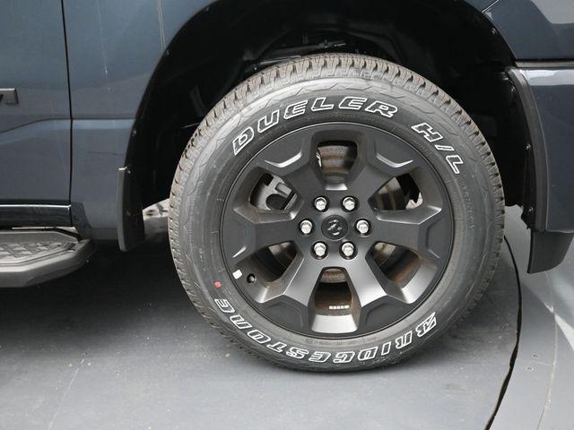 2026 Ram 1500 Express Crew Cab 4x4 57 Box