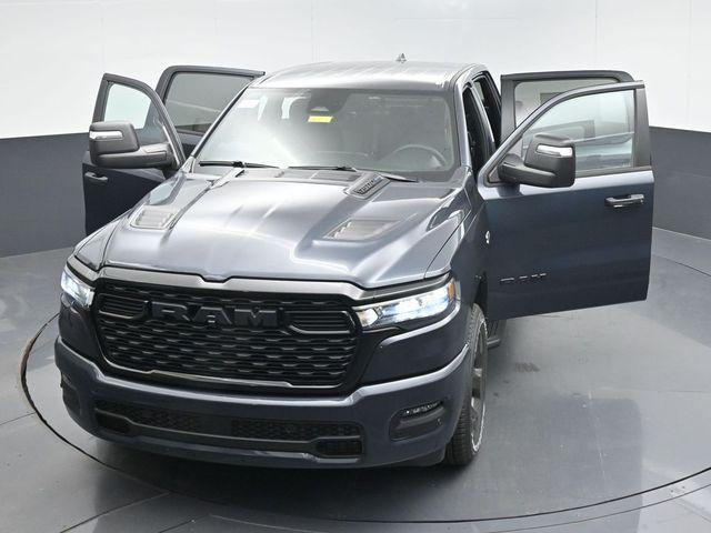 2026 Ram 1500 Express Crew Cab 4x4 57 Box
