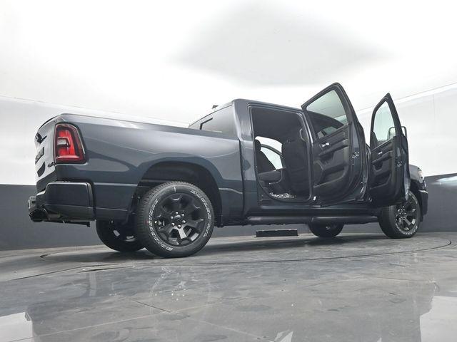 2026 Ram 1500 Express Crew Cab 4x4 57 Box