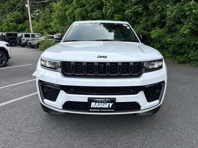 2026 Jeep Grand Cherokee GRAND CHEROKEE L LIMITED RESERVE 4X4