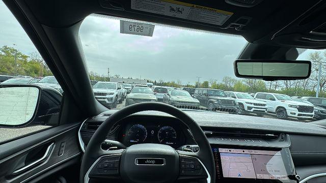 2026 Jeep Grand Cherokee Limited Reserve