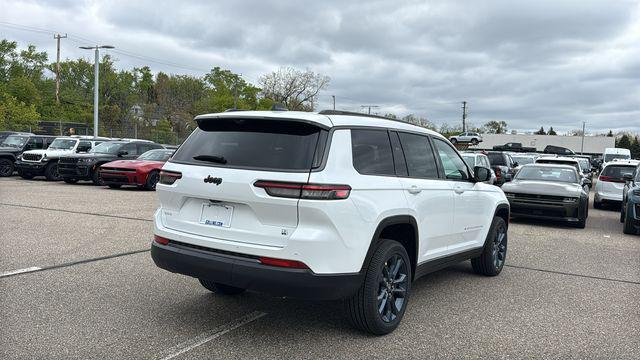 2026 Jeep Grand Cherokee 85th Anniversary Edition