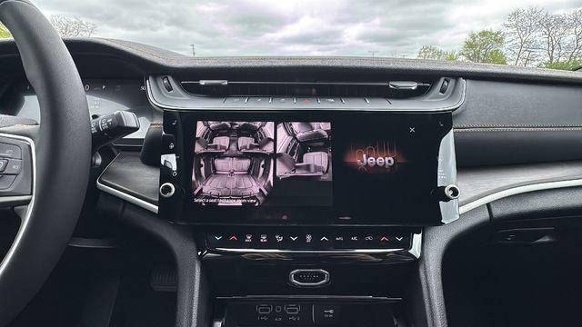 2026 Jeep Grand Cherokee 85th Anniversary Edition