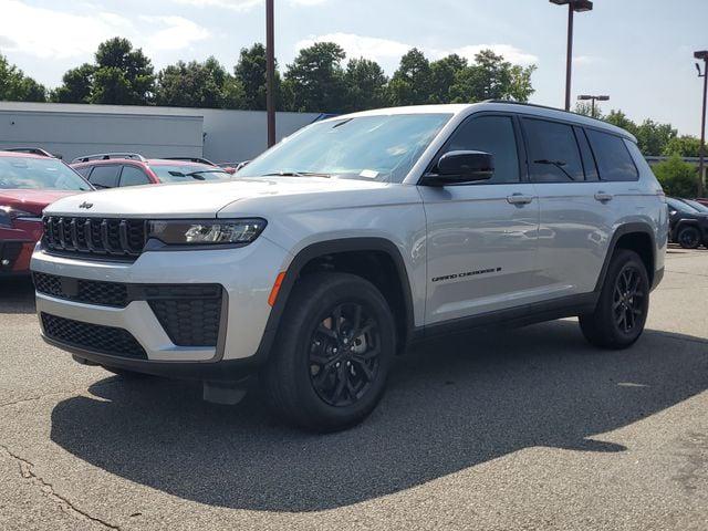 2026 Jeep Grand Cherokee L GRAND CHEROKEE L LAREDO ALTITUDE 4X2