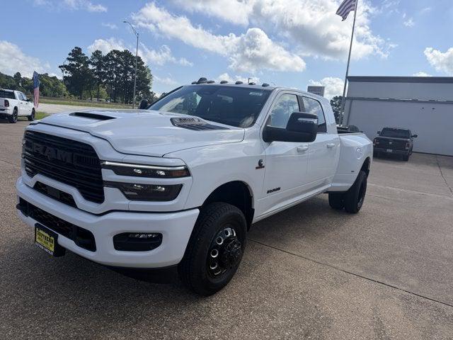 2026 RAM Ram 3500 RAM 3500 LARAMIE MEGA CAB 4X4 64 BOX