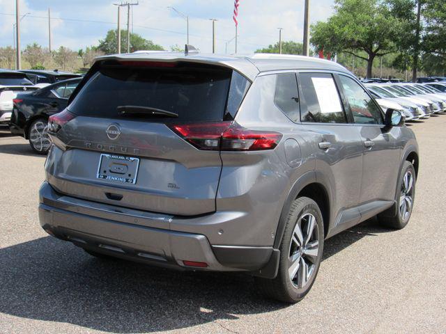 2024 Nissan Rogue SL FWD