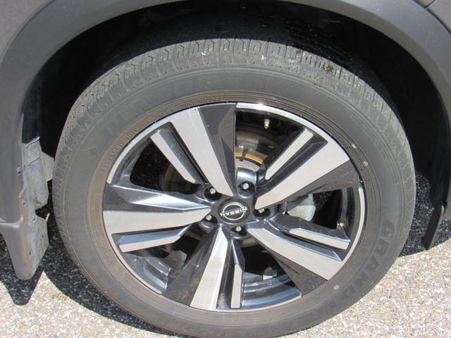 2024 Nissan Rogue SL FWD