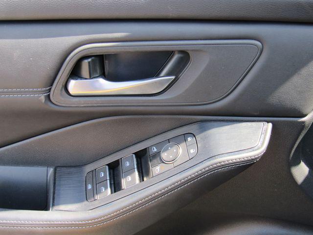 2024 Nissan Rogue SL FWD