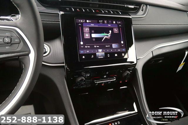 2026 Jeep Grand Cherokee Altitude 4x4