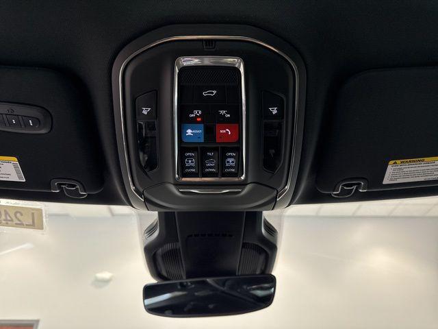 2026 Jeep Cherokee Overland 4x4