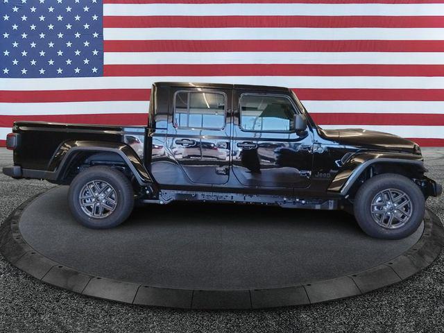 2026 Jeep Gladiator GLADIATOR SPORT S 4X4 2026 Jeep Gladiator GLADIATOR SPORT S 4X4