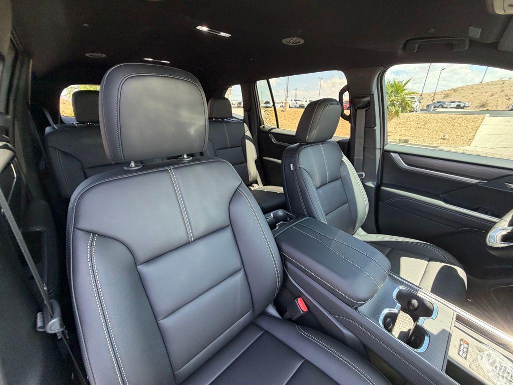 2026 GMC Acadia Elevation - Photo 15
