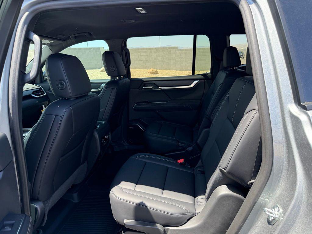 2026 GMC Acadia Elevation - Photo 21