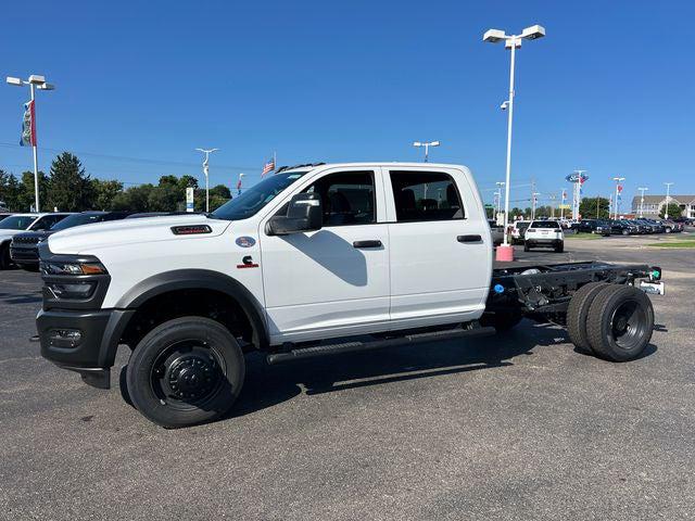 2026 RAM 5500 Chassis RAM 5500 TRADESMAN CHASSIS CREW CAB 4X4 60 CA