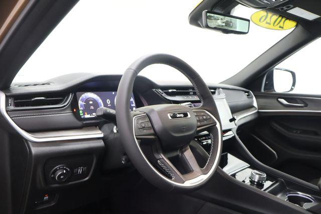 2026 Jeep Grand Cherokee GRAND CHEROKEE L LIMITED RESERVE 4X4