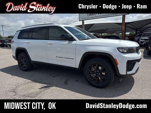 2026 Jeep Grand Cherokee GRAND CHEROKEE L LAREDO ALTITUDE 4X2