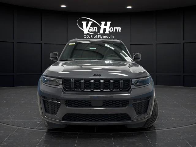 2026 Jeep Grand Cherokee Altitude 4x4