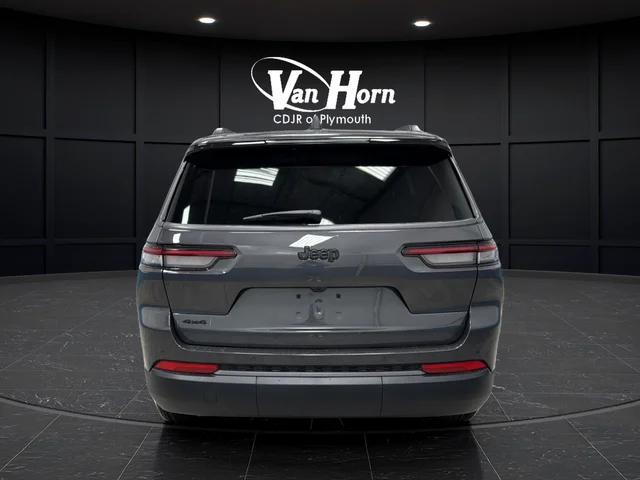 2026 Jeep Grand Cherokee Altitude 4x4