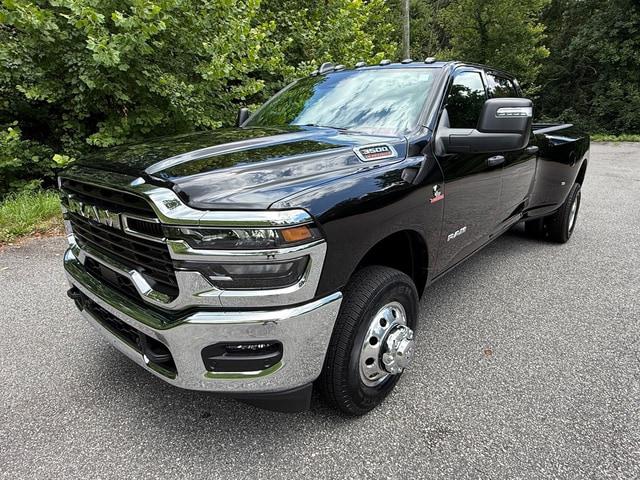 2026 RAM 3500 RAM 3500 BIG HORN CREW CAB 4X4 8 BOX