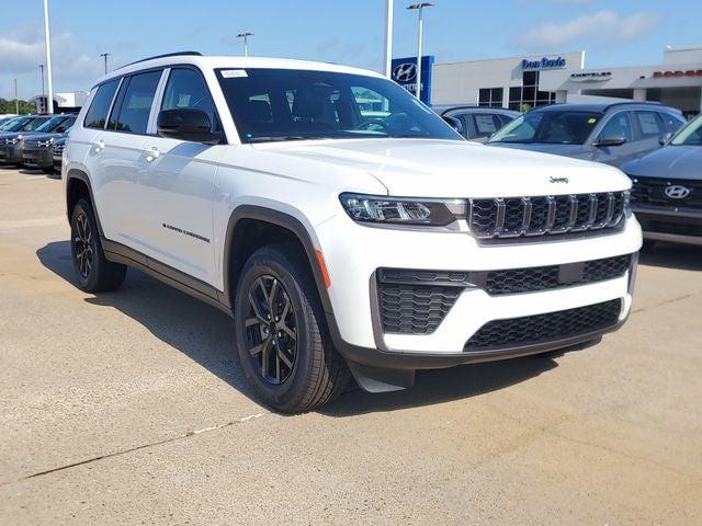 2026 Jeep Grand Cherokee GRAND CHEROKEE L LAREDO ALTITUDE 4X2