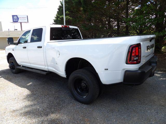 2026 Ram 3500 Tradesman Crew Cab 4x4 8' Box