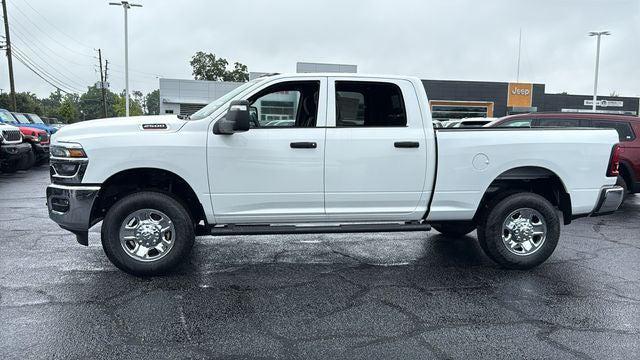 2026 Ram 2500 Tradesman Crew Cab 4x4 64 Box