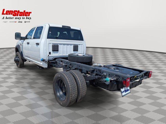2026 RAM 5500 Chassis RAM 5500 TRADESMAN CHASSIS CREW CAB 4X4 60 CA