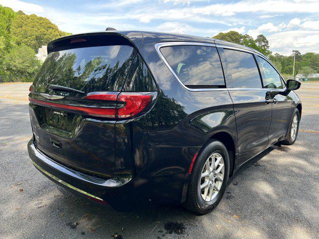 2025 Chrysler Pacifica Select 2025 Chrysler Pacifica Select