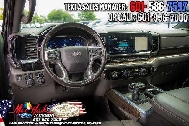 2023 Chevrolet Silverado 1500 4WD Crew Cab Short Bed RST