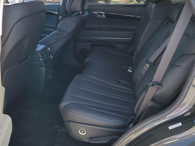 2025 Genesis GV80 2.5T Standard AWD
