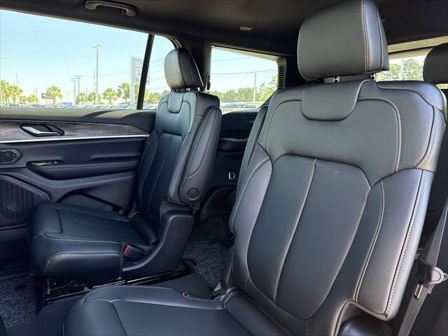 2026 Jeep Grand Cherokee 85th Anniversary Edition