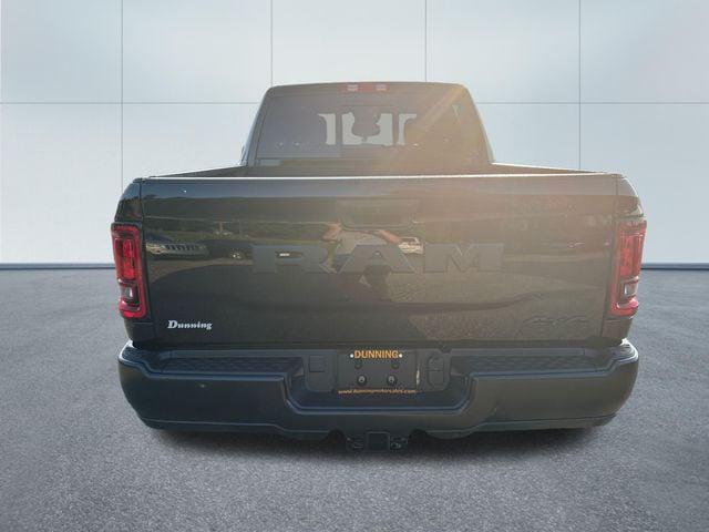 2026 RAM Ram 3500 RAM 3500 TRADESMAN CREW CAB 4X4 64 BOX