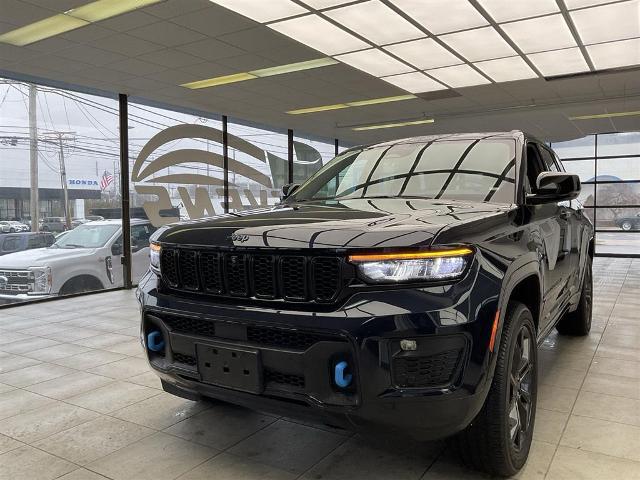2024 Jeep Grand Cherokee Anniversary Edition