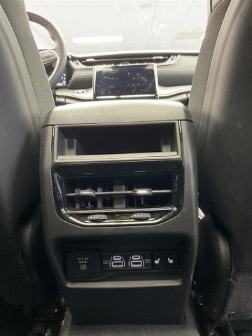 2024 Jeep Grand Cherokee Anniversary Edition