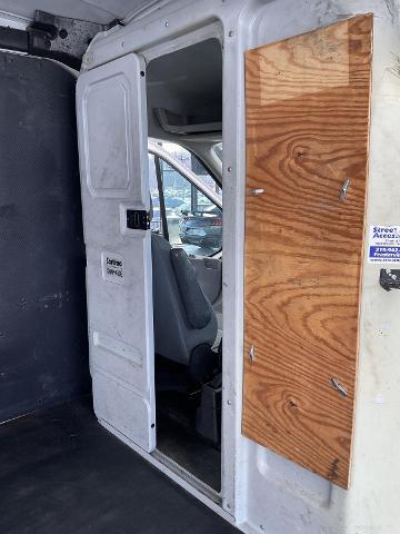 2018 Ford Transit 148 WB Medium Roof Cargo