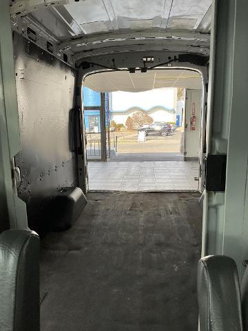 2018 Ford Transit 148 WB Medium Roof Cargo