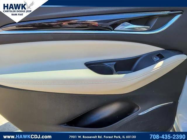 2023 Buick Enclave Essence FWD