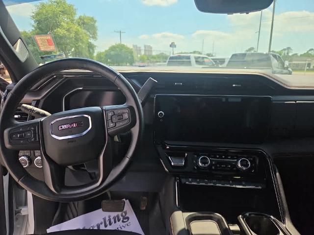 2025 GMC Sierra 2500HD 4WD Crew Cab Standard Bed AT4