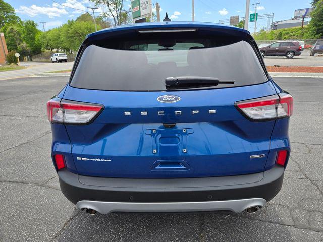 2022 Ford Escape SE Hybrid