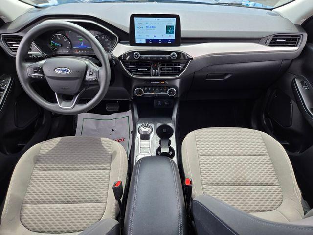 2022 Ford Escape SE Hybrid