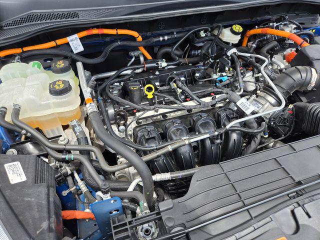 2022 Ford Escape SE Hybrid