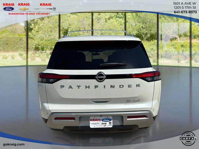 2024 Nissan Pathfinder SL 4WD