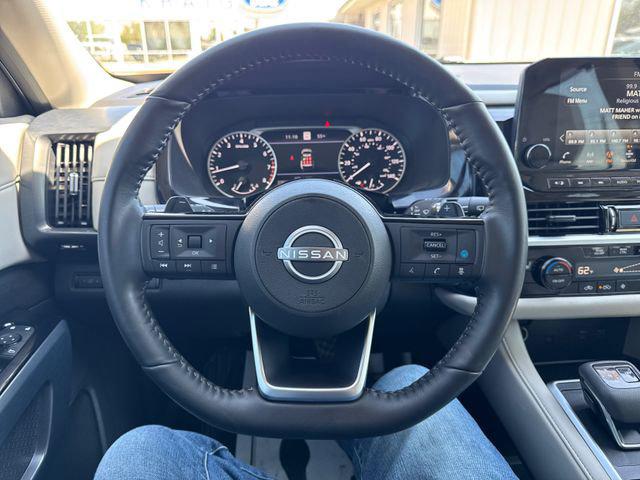2024 Nissan Pathfinder SL 4WD
